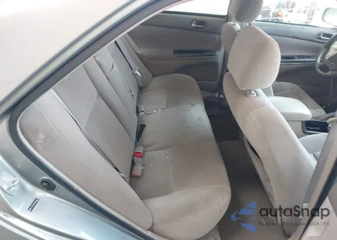 2006 Toyota Camry Le V6 z USA, uszkodzony, nr VIN 4T1BF32K56U623067